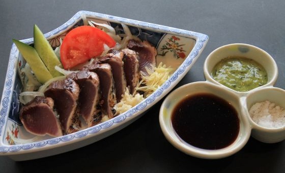 鰹のタタキ